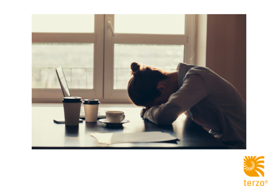 Die Hälfte aller #Deutschen führen #Ermüdung im #Alltag schlicht auf #Stress im #Beruf zurück. Doch konkrete Faktoren, die im #Büro müde machen, sind oft mit dem #Hören verbunden. Welche #Faktoren noch eine Rolle spielen kannst Du unter buff.ly/2L1X3jq nachlesen.