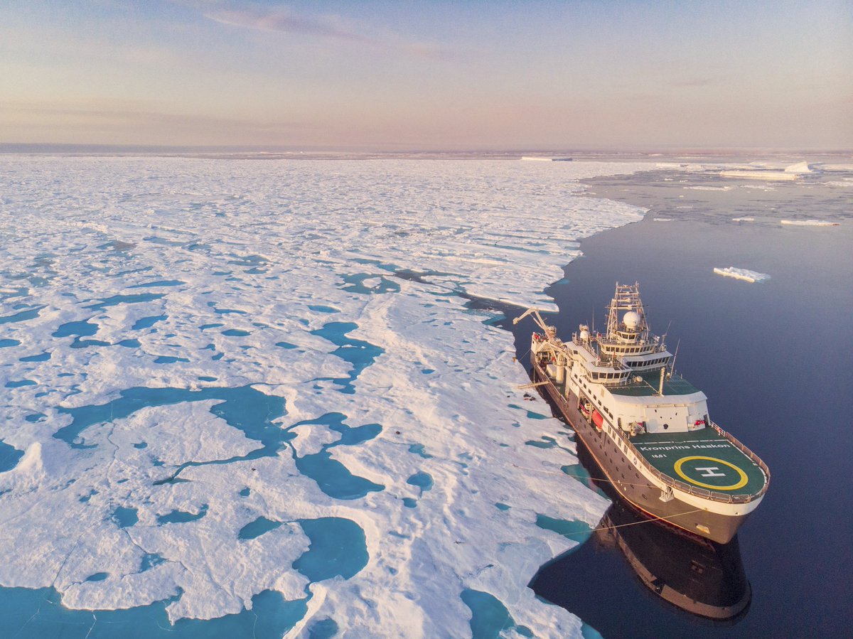 Our annual cruise to the #FramStrait has come to an end. We had a tight schedule, but lots of sampling and working around the clock helped us reach our goals. Read more: npolar.no/en/newsarticle… Photo: Lawrence Hislop,@NorskPolar #Arctic #Svalbard #Greenland #ClimateChange