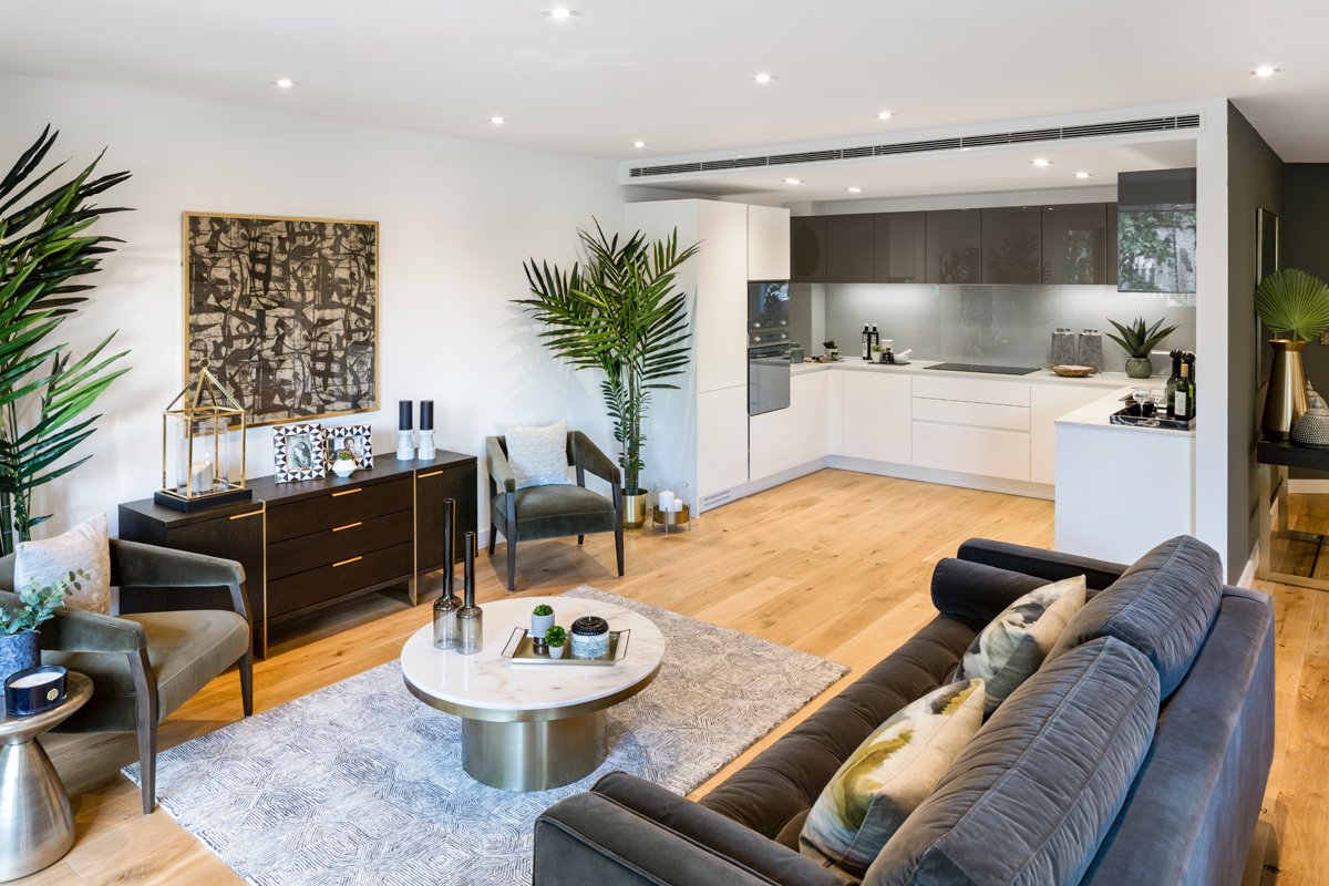 TWCLProperty's tweet photo. #PalaceView - 2 & 3-bedroom apartments set beside the magnificent Lambeth Palace, ready to move in today with a mortgage contribution of up to £107,500 available on selected plots.*
*T&Cs apply. Visit https://t.co/j7XV96tFca for full details. https://t.co/GksPh0mFQX