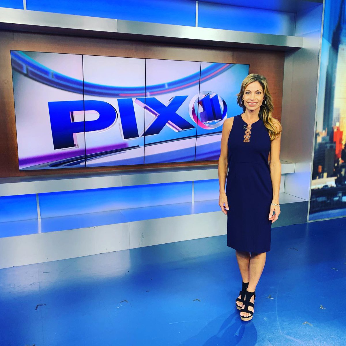 JillNicolini's tweet image. Good Morning! 👋 #trafficandweathertogether 🚙 ☀️ pulling a double today 🤭 tune in tonight 7:30pm for 🏈 @nfl  @nyjets @clevelandbrowns #pregameshow on @pix11news