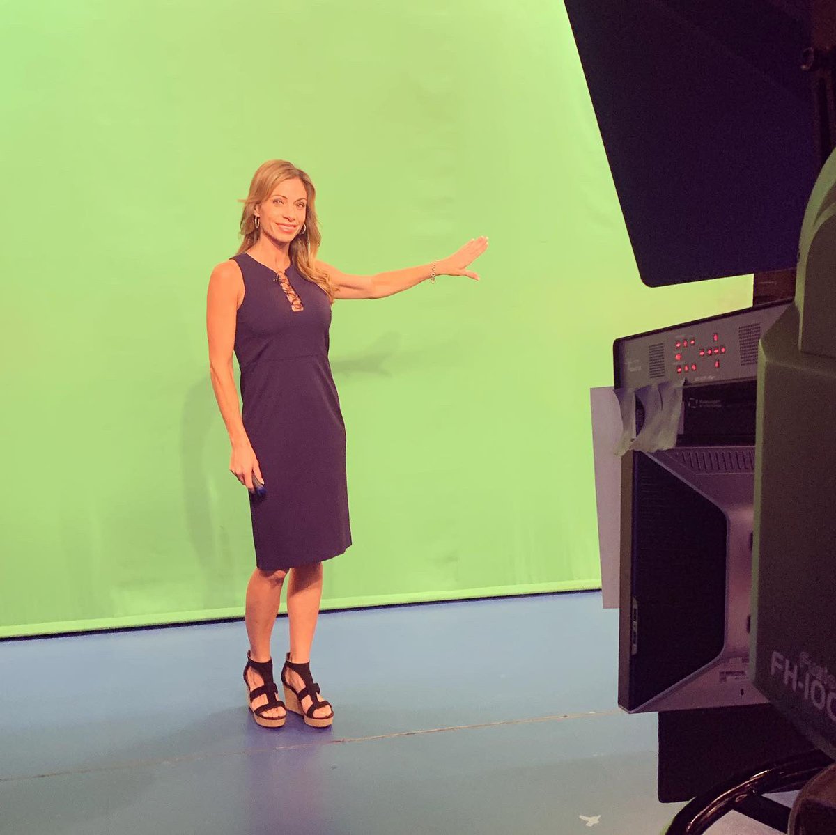 JillNicolini's tweet image. Good Morning! 👋 #trafficandweathertogether 🚙 ☀️ pulling a double today 🤭 tune in tonight 7:30pm for 🏈 @nfl  @nyjets @clevelandbrowns #pregameshow on @pix11news