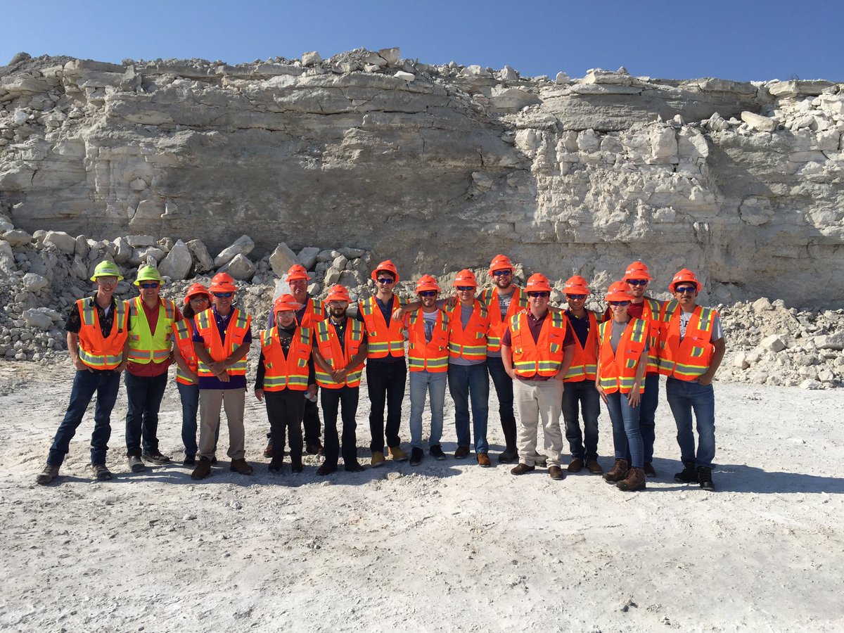 TCU_Engineering's tweet image. Senior Design plant tours this past week. Thanks to our 2019-2020 sponsors- LHoist, Smartlift Solutions, Parker Hannifin, GE Wabtec.