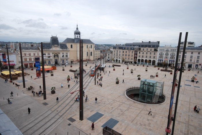 MunicipalMans's tweet photo. #Municipales2020 #lemans

Résultat du #sondage sur le réaménagement de la place de la #République.

0% pour la conserver en l état actuel !

66% pour des arbres, 28% pour une ou des fontaines. https://t.co/zHnaiEzZt4