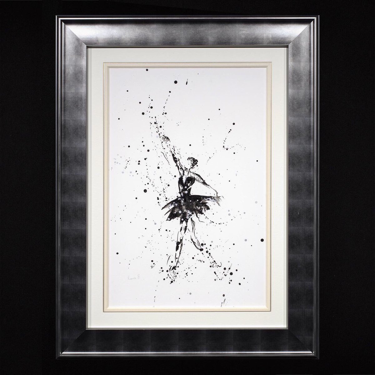 WyecliffeArt's tweet photo. The elegant artwork ‘Passion’ & ‘Impulse’ by Laura Beck are a beautiful set #laurabeck #art #modernart #gallery #artgallery #artist #luxuryart #ballerina #ballerinapainting #interiorart #artwork #painting #ink #artforinstagram #originalart #inspiration #monday #mondaymotivation https://t.co/QiGYa3rhmB