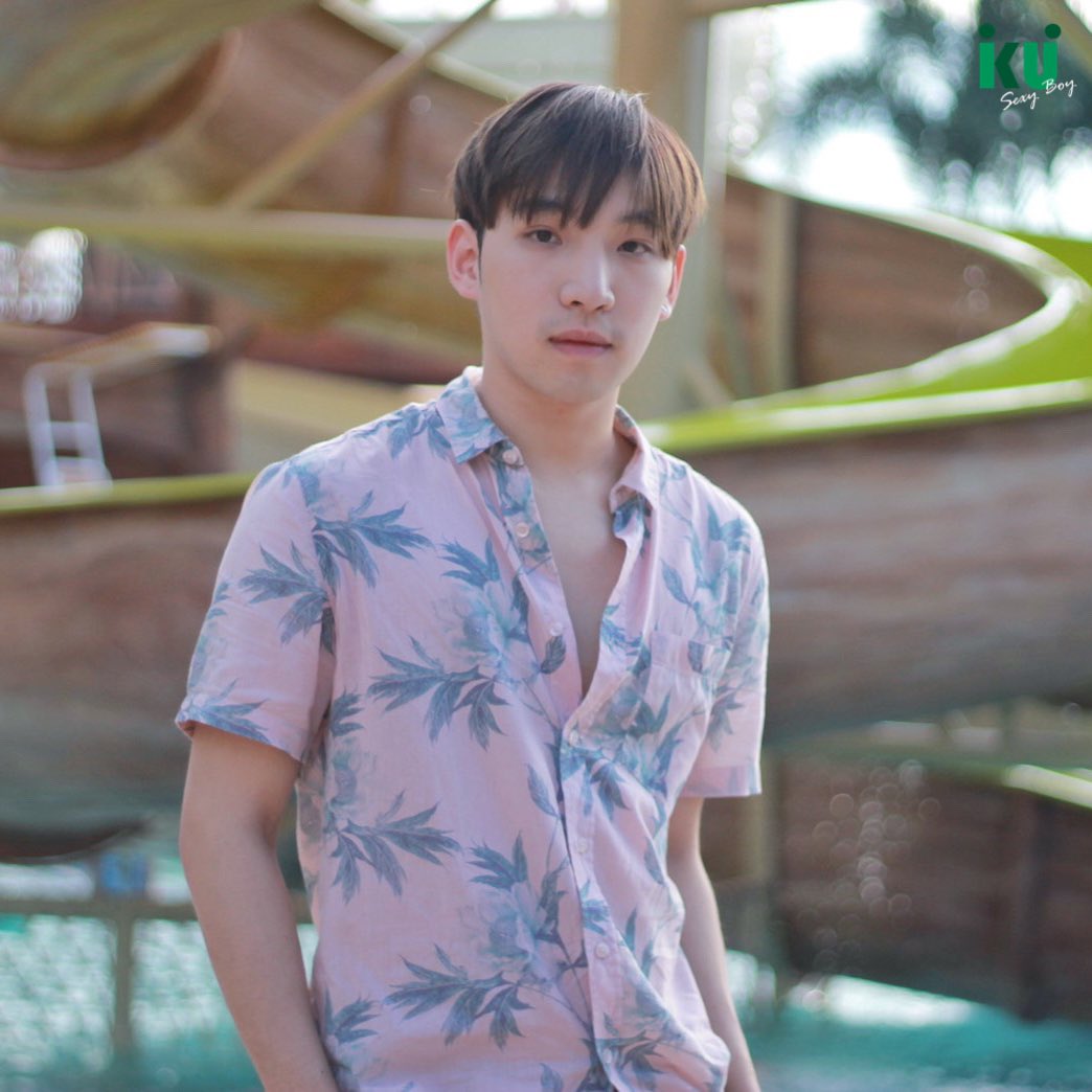 kusexyboy's tweet photo. “ไม่ชอบเพียวๆ เพราะอย่างเดียวที่ชอบคือมิกซ์” 💚
-มิกซ์
IG : mix_space
#เศรษฐศาสตร์ #ปี4 #KU76 #KUSEXYBOY #mix_space #fantasialagoonwaterpark #ThemallThailand
📸 BENJi https://t.co/iuUle2BvJg