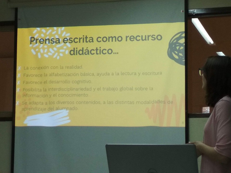 InundApp's tweet photo. Taller junto a docentes y alumnos del ISFD N 160 para contribuir a la gestión del riesgo de inundación desde las instituciones educativas. #Inundaciones #Anegamientos #SauceCorto #CoronelSuárez #Riesgo #GestióndelRiesgo #Prensaescrita #NTICs #InundApp https://t.co/kTYqBBbPiu