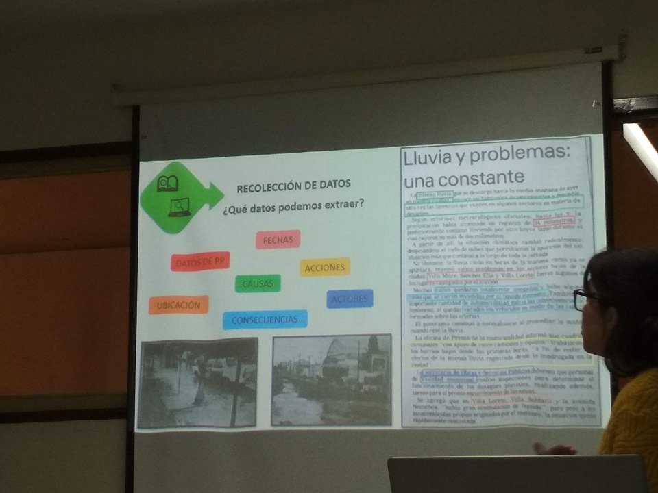 InundApp's tweet photo. Taller junto a docentes y alumnos del ISFD N 160 para contribuir a la gestión del riesgo de inundación desde las instituciones educativas. #Inundaciones #Anegamientos #SauceCorto #CoronelSuárez #Riesgo #GestióndelRiesgo #Prensaescrita #NTICs #InundApp https://t.co/kTYqBBbPiu