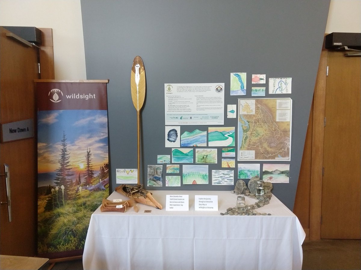 wildsight's tweet photo. At the @1river1future conference, CRFS alumni met with Canada's Chief #ColumbiaRiver Treaty Negotiator to share their experience along the river. Thanks to @SD8KootenayLk @TheTrustInfo @RBC @ColumbiaPower &amp; @REFBC for making the Field School possible. https://t.co/yGtclrO0PU https://t.co/a9WASgC6Wa