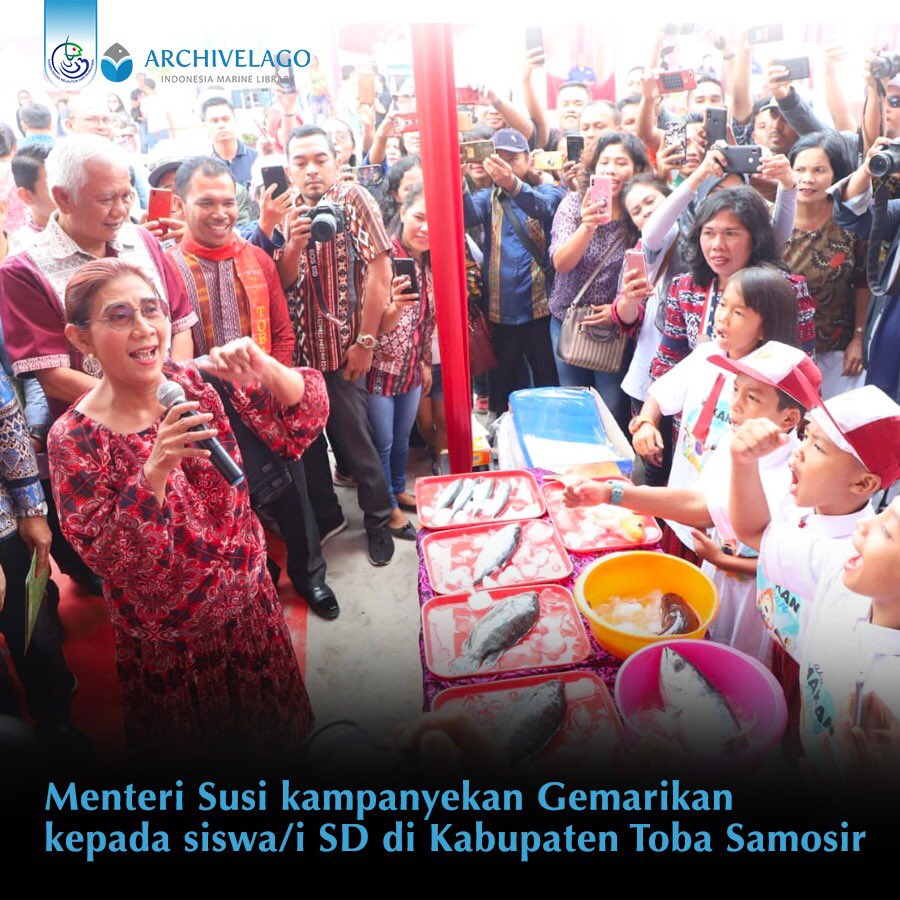 PERPUSKKP's tweet photo. #ArchPedia
Selamat malam #PemustakaBahari , kalian tentu sering dengar kan, kalau Menteri @susipudjiastuti selalu mengkampanyekan gemar makan ikan di berbagai kesempatan. Penasaran gak apa aja sih manfaat dari makan ikan? Yuk cek selengkapnya di bawah ini 👇🏻 https://t.co/qsIjn7ENEC