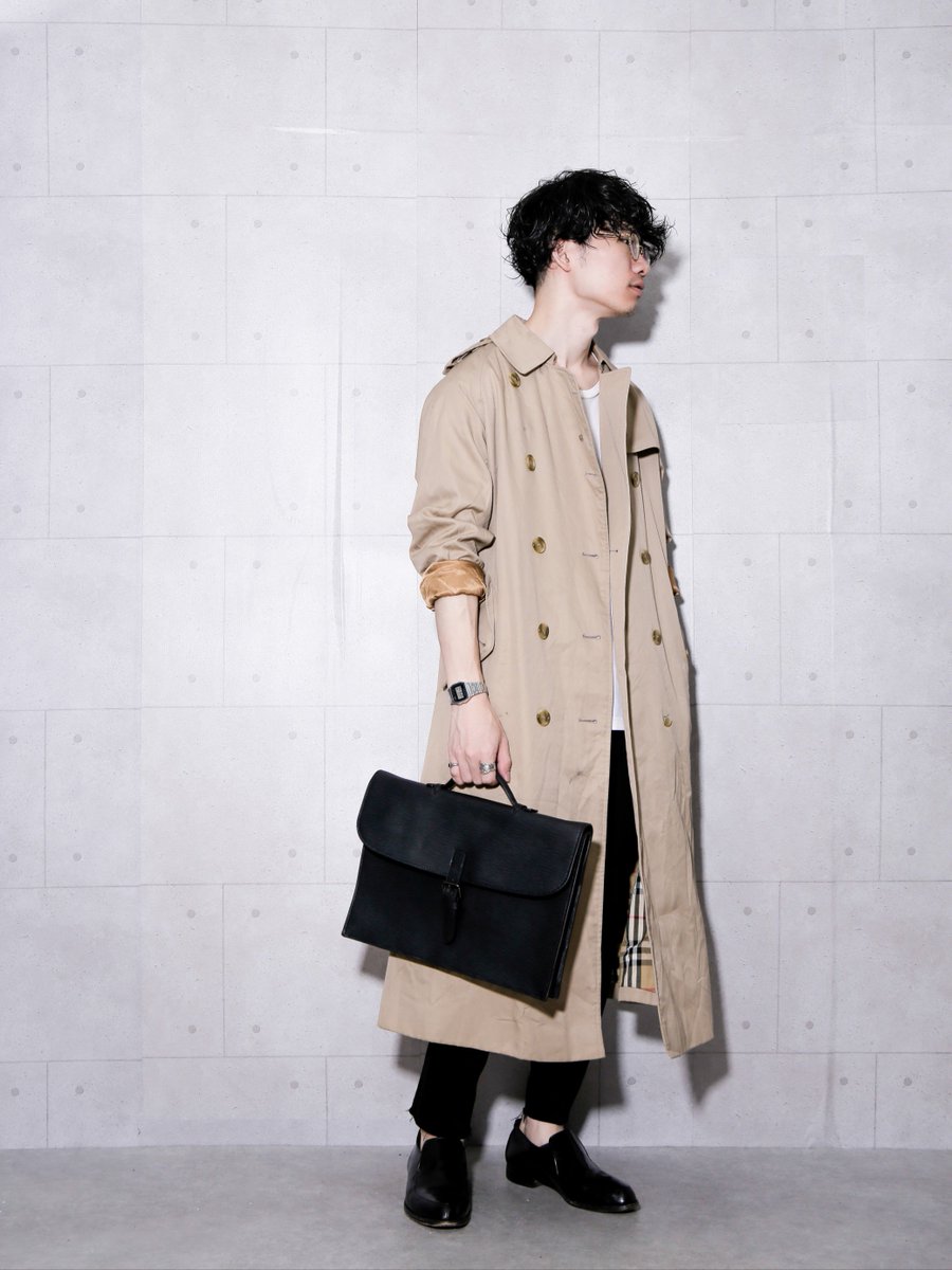Mlr中目黒 Ec 9 17 火 21 00発売の 新入荷古着 紹介 Burberry ビッグサイズトレンチ コート バーバリーの定番トレンチコートはシンプルながら風格があります まだまだ愛用できるクオリティもおすすめです 商品詳細はこちらのmblrストアへ Mlr中目黒 Ec 9 17 火 21 00発売の 新入荷古着 紹介 Burberry ビッグサイズトレンチ コート バーバリーの定番トレンチコートはシンプルながら風格があります まだまだ愛用できるクオリティもおすすめです 商品詳細はこちらのmblrストアへ