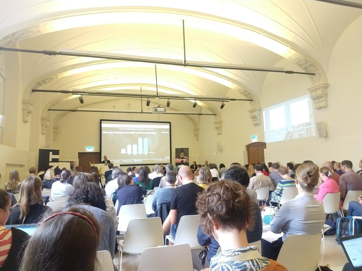 LarissaNobreSan's tweet photo. Mais um formato participativo e inovador deste #EUSPR19 Sofa Sessions que favorecem a interação com a audiência! Zili Sloboda, Kristen Søresen and Gerard Hastings - Chaired by @GregorBurkhart https://t.co/I5nRjqwdOK