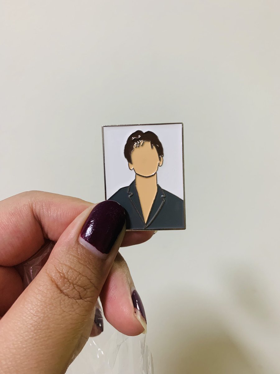 happychendaesg's tweet photo. 🔊 Our Enamel pins have arrived! To those who want to reserve our fan bundle you still can 😊 We will be extending our deadline till this Thursday (19/9)

Reservations Form: https://t.co/lmqszMCbKl

#happychendaesg #Happychendae #CHEN https://t.co/VIGVmz48bD