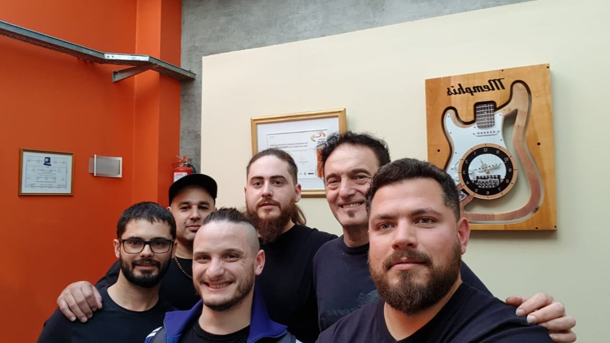 El sábado estuvimos grabando en #PuroHeavy con el gran #DiegoMizrahi! Queremos agradecer a toda la producción por la buena onda!

Seguinos:
+ Spotify: Proyecto Oblivion
+ YouTube: Proyecto Oblivion
+ Facebook: Proyecto oblivion 

<a href="/bl_producciones/">BlProducciones</a>
@blackcat_av #GiraPuraPalabra2019