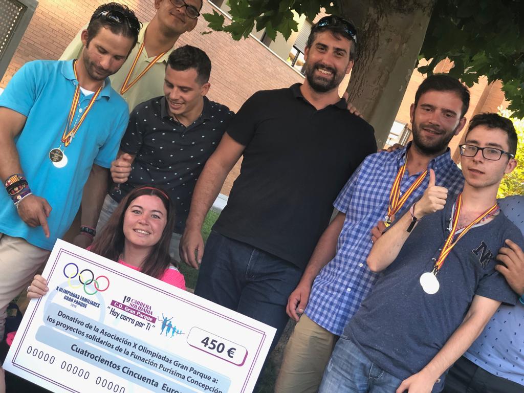 Clausura de las X Olimpiadas Familiares de la Urbanización Gran Parque. "Este año hemos ganado todos" Más info y fotografías en: bit.ly/2lPPSP9