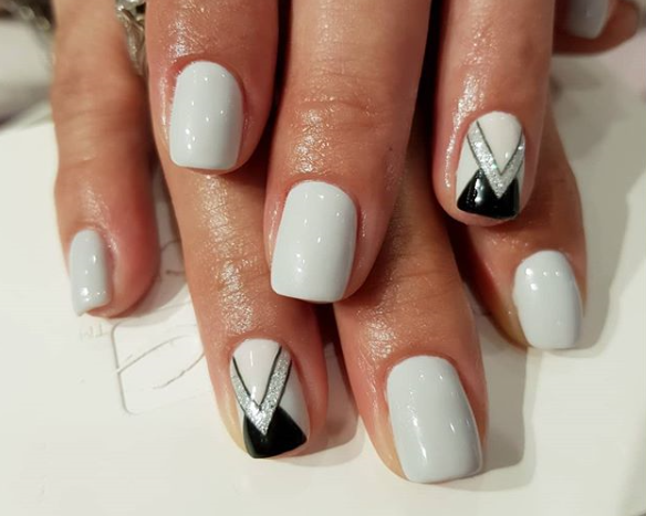 ListedBeauty's tweet photo. Nail goals!
@twinklestarnails
#listedbeauty #torontobeauty #torontonails #torontonailart #torontonailsalon #torontomanicure #manicuretoronto #manicuregoals #nailgoals #hotnailart #canadiannails #nails2inspire #nailartstylist #manicurists #blackandwhitenails #b&amp;w https://t.co/tydsCk91xo