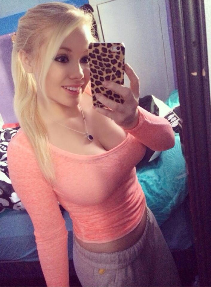 Pink the most beautiful color! 😊💋🍑🍑 #pink #girl #sexy #sexygirl #selfie #blonde #cute #hot #cutegirl #hotgirl #hotbody #nice #sweet #Gorgeous