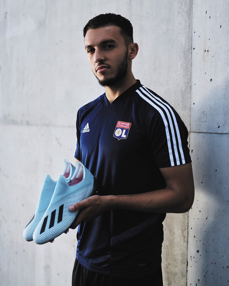 Nouvelle saison pour les joueurs de l’OL
Shooting avec Adidas 
PRODUCTION : Jérémie POPPE pour HVH PRODUCTIONS
PHOTOGRAPHES : Vincent PERRAUD &amp; Flavien PRIOREAU
#hvhproductions #ol #adidas #cornet #dembele #dubois #gouiri