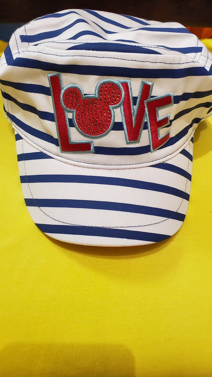 disresorts's tweet photo. Today's hat on my disney adventure
isn'tcool.. https://t.co/ifSUO2WKXl