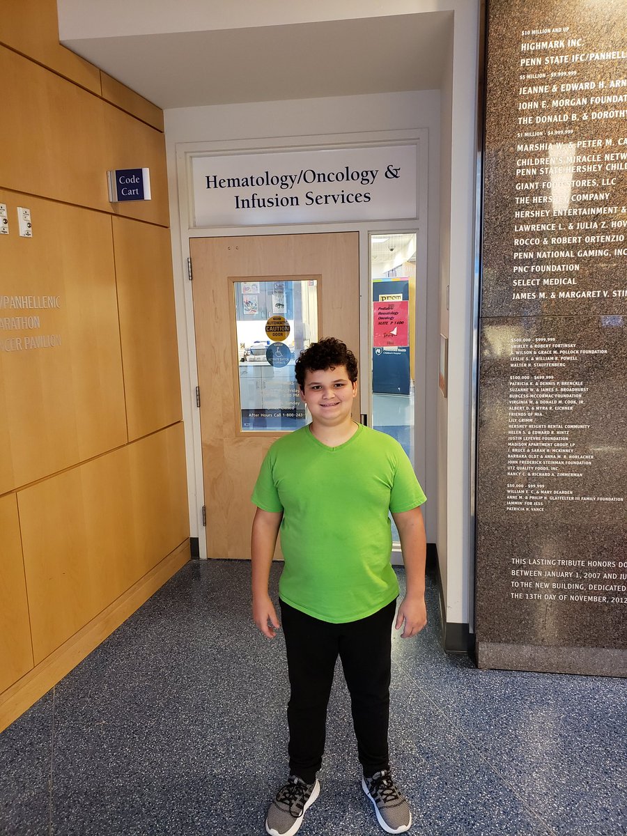 TeamHowe05's tweet image. Gavin's last clinic blood check appointment before he begins the survivor clinic next year! #CancerCannot