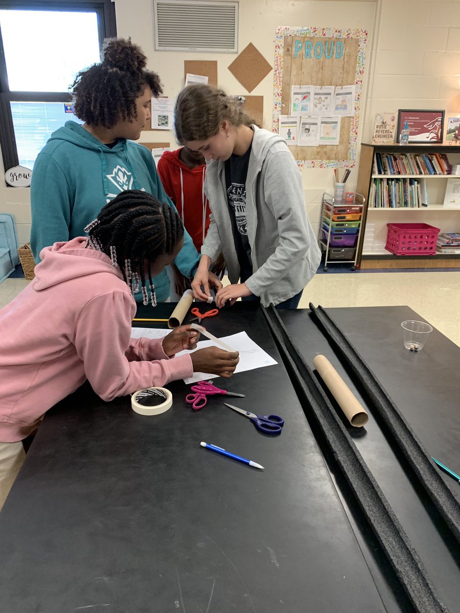 Miss_Fehlig's tweet photo. Learning about potential and kinetic energy through PBL. #handsomlearning #iteachmiddle #PBL https://t.co/g7JNTidma8