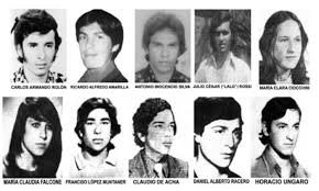 A 43 años de la #NocheDeLosLapices honramos la memoria de esos jóvenes -seis de ellos aún desaparecidos- y celebramos que su lucha hoy perdure en las nuevas generaciones.
#LosLapicesSiguenEscribiendo