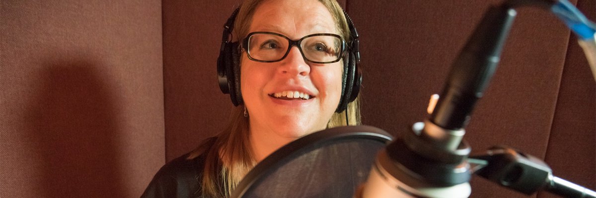 mindmatter_us's tweet photo. We are thrilled to announce that Andra Stratton is a #finalist for an #eyeforpharma Patient Champion Award in the Patient Advocate category! As the co-founder/president of @LipodystrophyLU and host of podcast #RareinCommon, Andra gives a voice to the rare disease community. https://t.co/uBSvbwSEU2