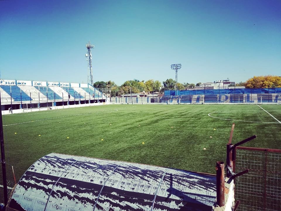 File:Estadio Ciudad de Libertad, del Club Ferrocarril Midland..jpg