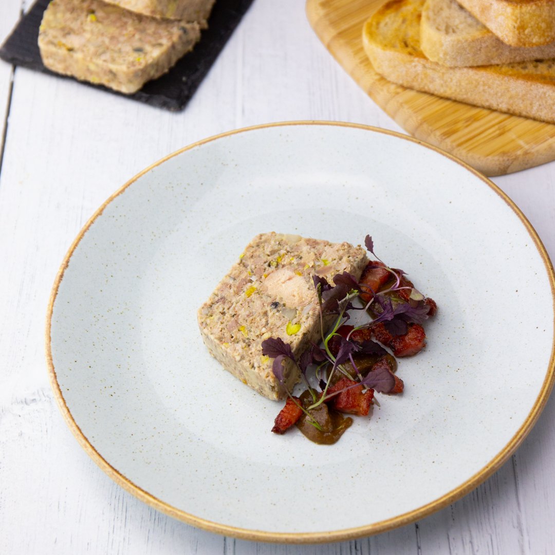 ProChefRange's tweet image. We have an amazing range, but we also create terrine and pâté products to order from our state of the art factory. Drop us a message or head to prochefrange.com for more info.