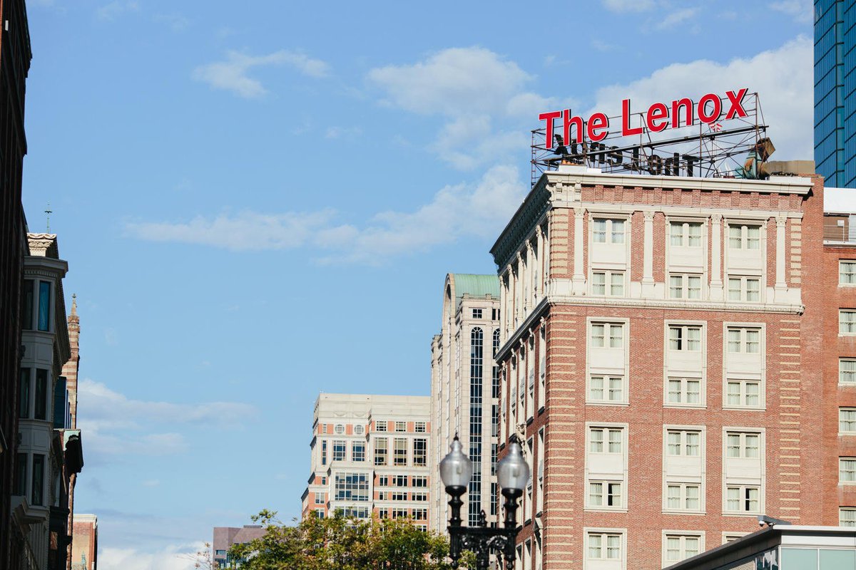 CityBarBoston's tweet photo. Seriously, how beautiful is our Back Bay home? 😍 The Lenox Hotel - Boston is beaming on Boylston Street today! https://t.co/A1P2hchZXj