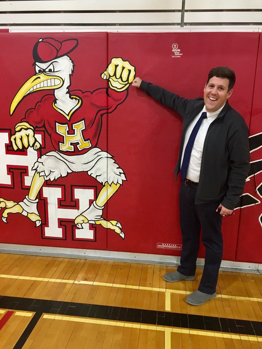 GEDSB's tweet photo. “It’s okay to not know everything, but you have to drive your work through the lens of what’s best for students, and always focus on that."
@HSSCanes has a new Principal, and he's the focus of the latest #OnTheJobWith feature! Check it out: https://t.co/MnHDJoDp2A https://t.co/a2p8ZN843w