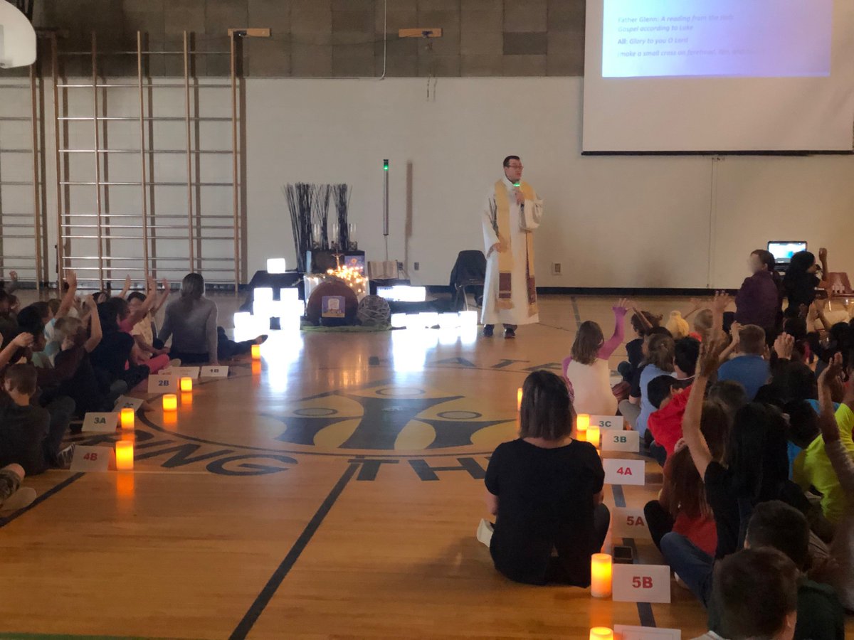 StKateriECSD's tweet photo. A huge THANK YOU to Fr. Glenn for coming to St. Kateri and helping us with our school opening celebration. With Fr. Glenn’s help, our students, teachers and parents were able to learn more about “Walking Together in the Light of Christ.” #ecsdfaithinspires
#ecsd
#abed https://t.co/dteZiicart