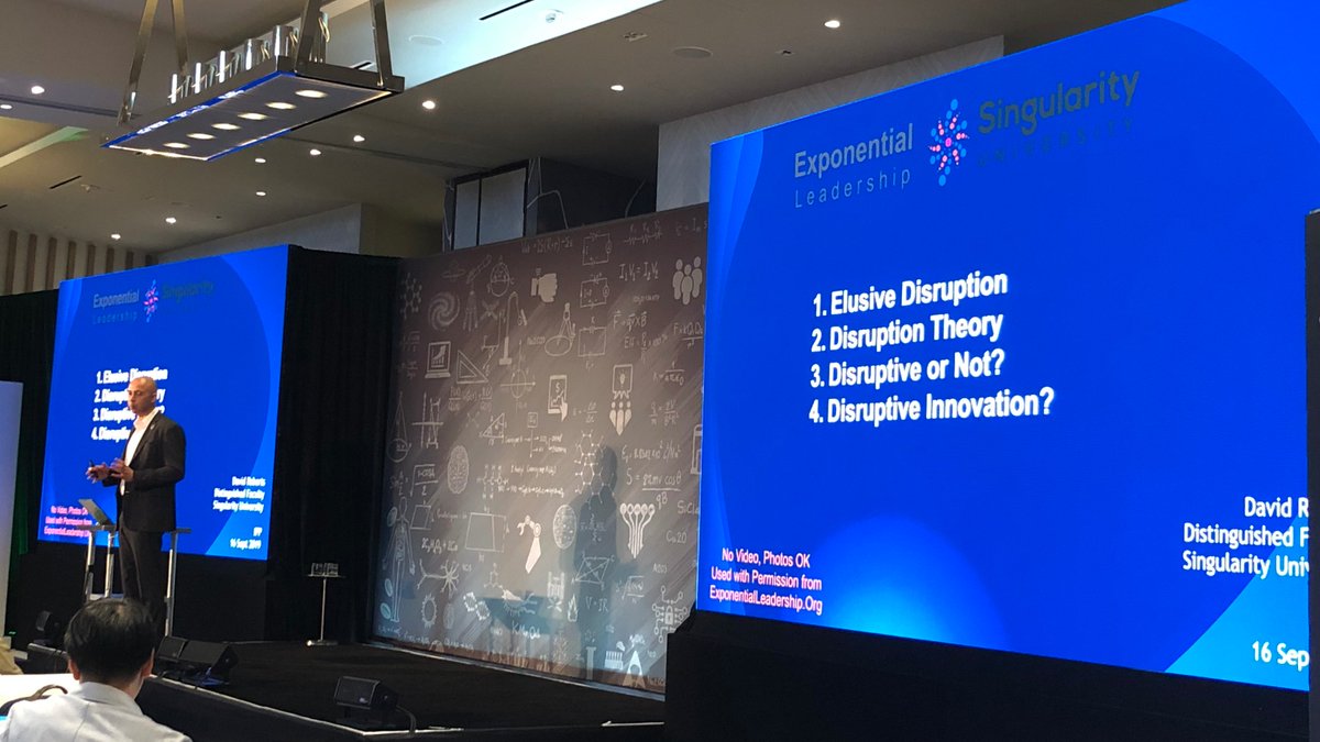 .<a href="/singularityu/">Singularity</a>'s David Roberts takes the stage and he's got #ippbiz thinking. Big co's terrible at #disruption bc so focused on existing markets/customers + their needs. What would happen if you created a division that’s dedicated to disrupting your current biz?🤔#innovation