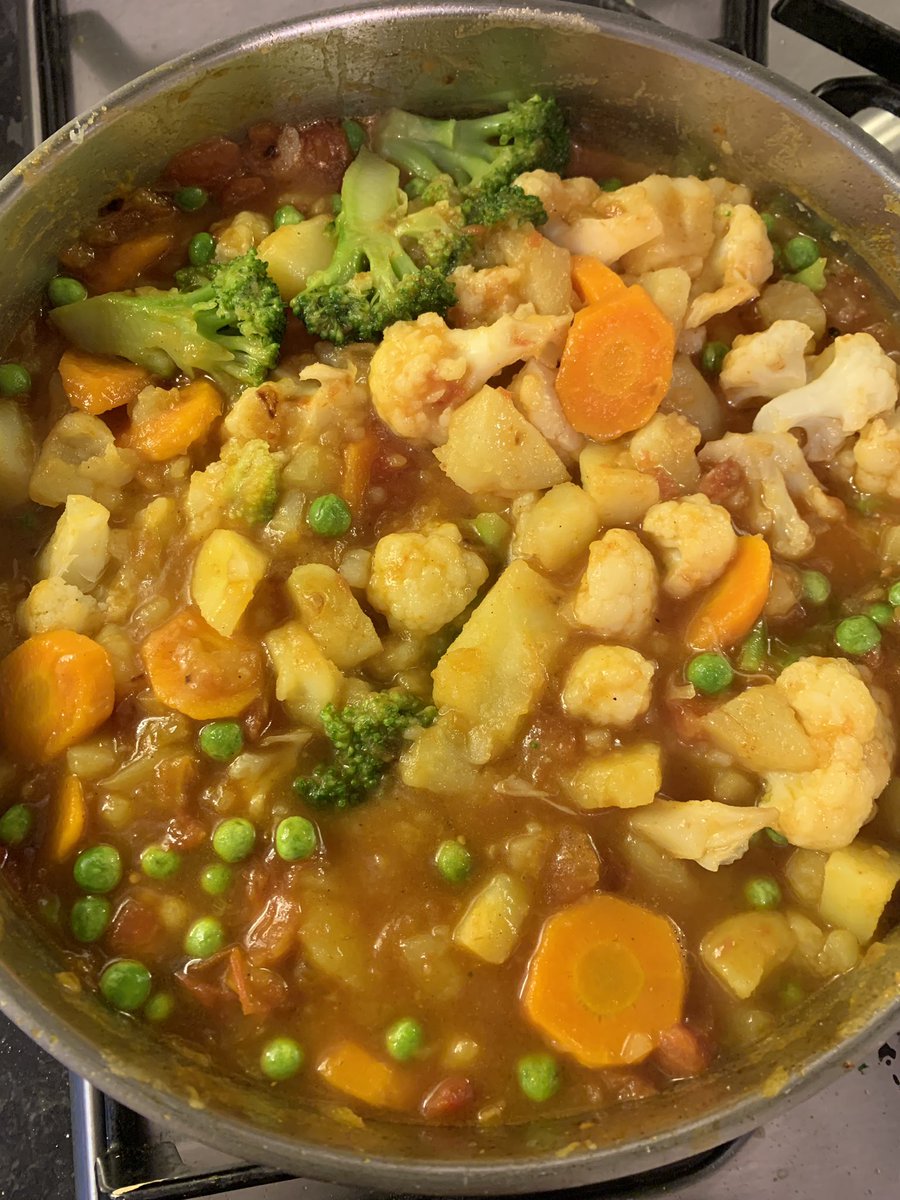 Davekav_advice's tweet image. Homemade vegetable curry. Yum 😋 #CookedFromScratch #LouthChat
