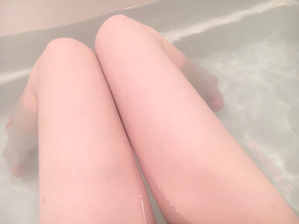 ふとももbot ふとももbot