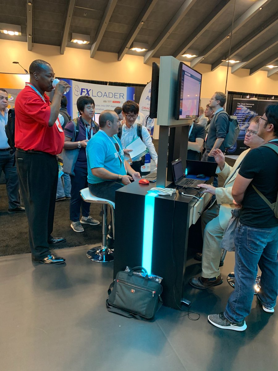rubrikInc's tweet image. At #oow19? Stop by booth #317 to learn how Rubrik delivers enterprise-grade data protection & DevOps-centric automation for #OracleDatabases.