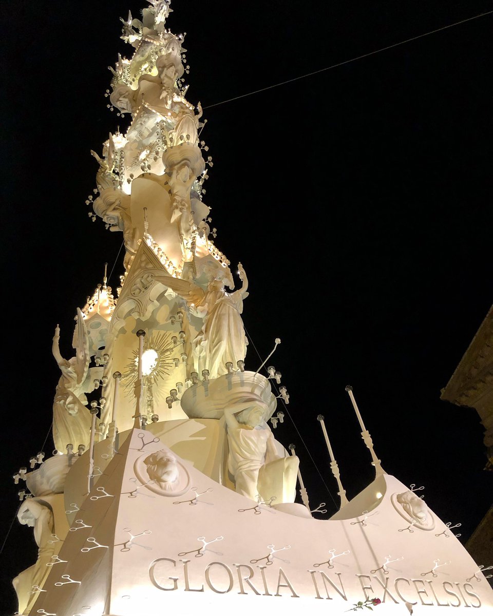 Last night🌹[ Gloria, Macchina di Santa Rosa 2019 ] #igersviterbo #igerslazio #weareigersit #incredibletuscia #destinazioneviterbo #viterbo #santarosa #3settembre19 #macchinadisantarosa #tradizioni #like #follow #followme #gloria #iphonex #picoftheday <a href="/igersviterbo/">Instagramers Viterbo</a> <a href="/SRosaViterbo/">Santuario Santa Rosa</a>