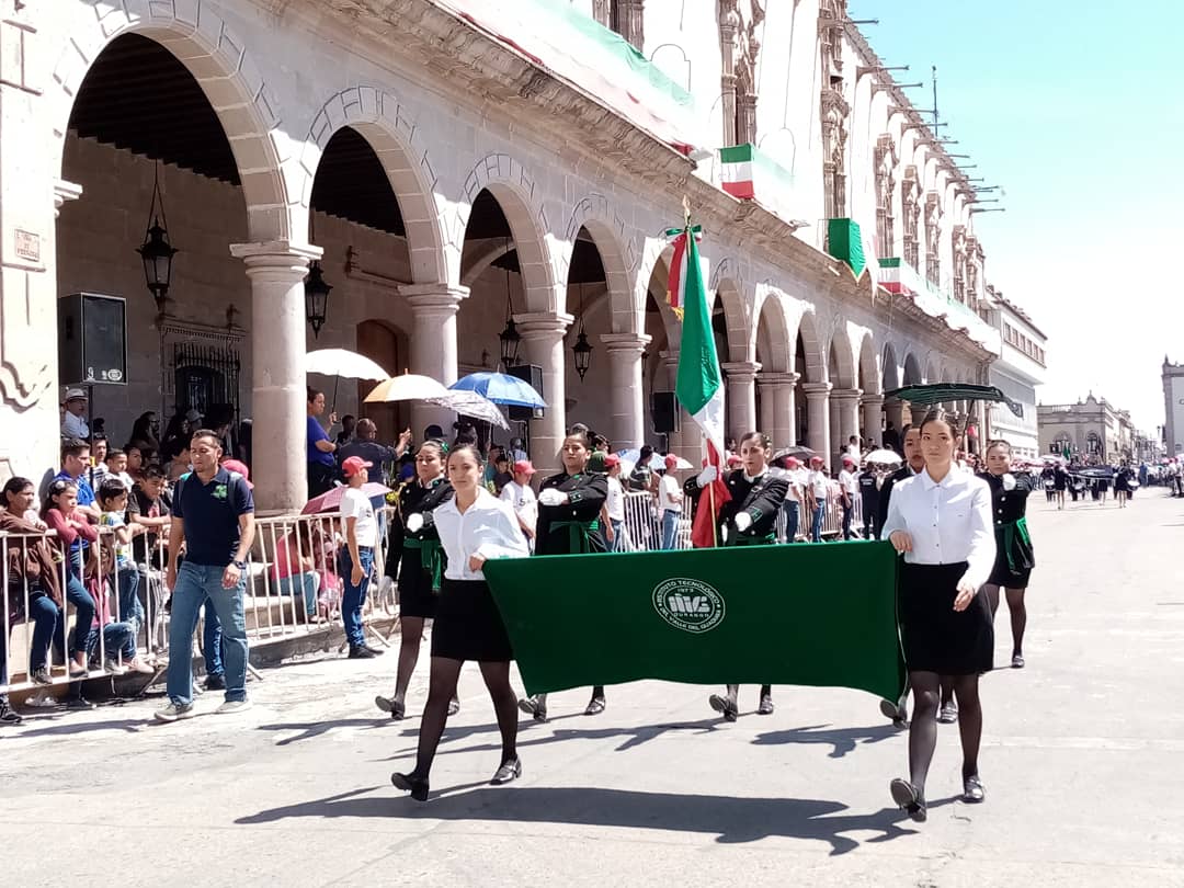 ITVGuadiana's tweet image. El Tecnológico Nacional de México campus Valle del Guadiana, presente en el desfile Cívico-Militar conmemorativo del CCIX Aniversario de la Independencia, organizado por el Gobierno del Estado de Durango.

#OrgulloTecMM #ITVG #AniversarioDeLaIndependencia