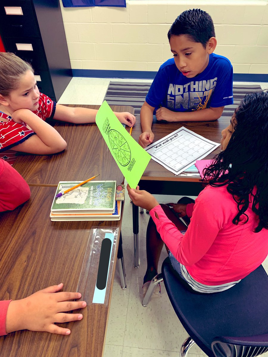 TechLovingLori's tweet photo. 4th graders discussing conflict scenarios and using Kelso’s Choices! 🐸 @NISDFields @NISDCounseling #NISDLegends #Fieldslegends https://t.co/mH5MNtoszN