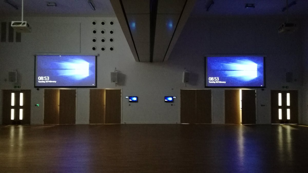 Back to School – We delivered a brand new, fully kitted out auditorium –  with double projector and screen system for Hounslow Town Primary linkedin.com/feed/update/ur… #AV #NewSchoolHall