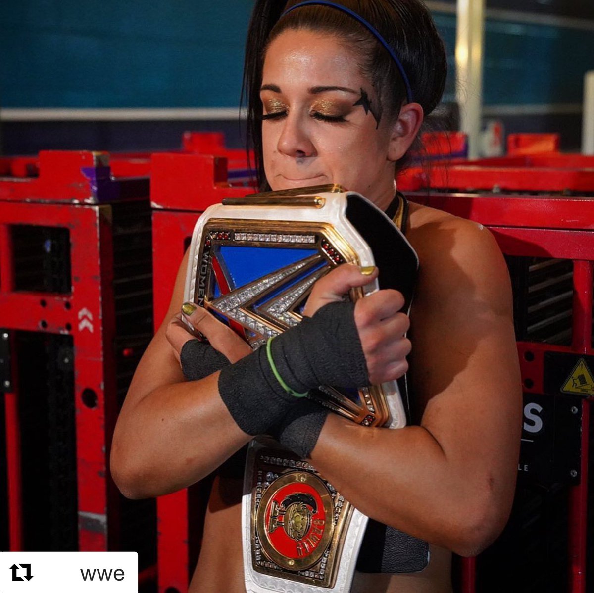Bayley (@itsbayleywwe) on Twitter photo Thank you Charlotte for a hard fought match. Now, where’s <a href="/YaOnlyLivvOnce/">LIV Morgan</a>? @Zelina_VegaWWE you still wrestle? <a href="/CarmellaWWE/">Mella Is Money 🤑</a> hey there 👋🏼
#sdlive Thank you Charlotte for a hard fought match. Now, where’s <a href="/YaOnlyLivvOnce/">LIV Morgan</a>? @Zelina_VegaWWE you still wrestle? <a href="/CarmellaWWE/">Mella Is Money 🤑</a> hey there 👋🏼
#sdlive
