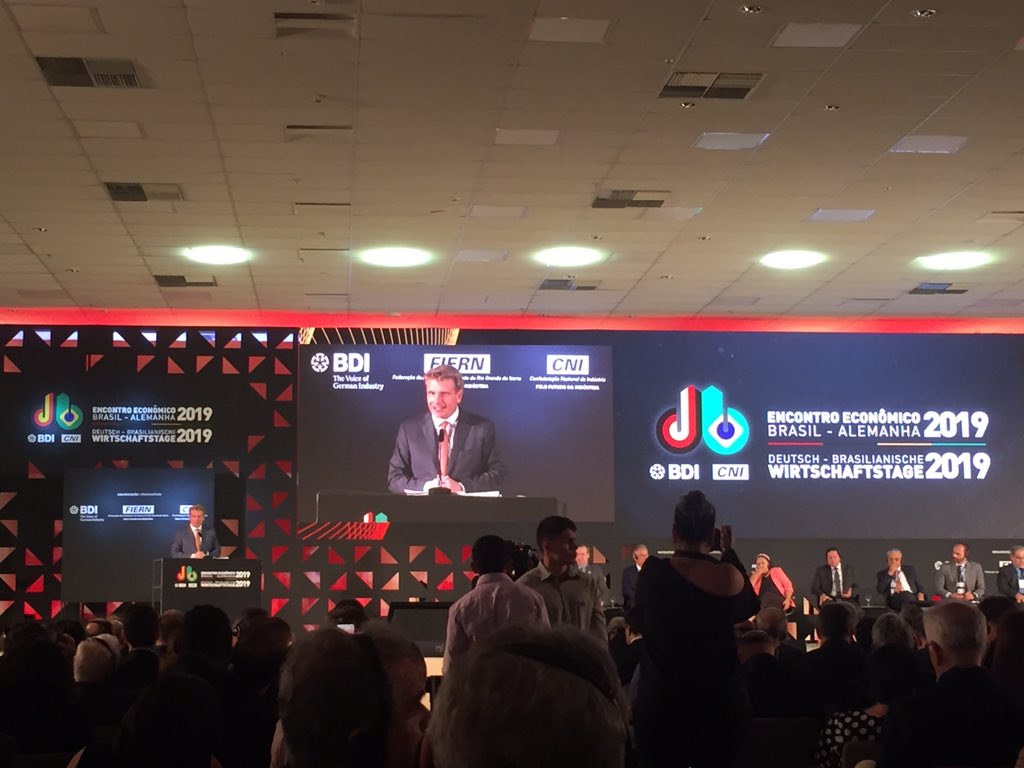 ChrisHoffmann81's tweet photo. Hoje inicia-se o 37o Encontro Economico Brasil-Alemanha em #Natal. Uma importante plataforma de cooperação bilateral entre os dois países para o avanço de temas como #agricultura #industria #energia #infraestrutura #comercio #inovação #educacao. #eeba2019 #dbwt2019 https://t.co/kGuQGSyqeD