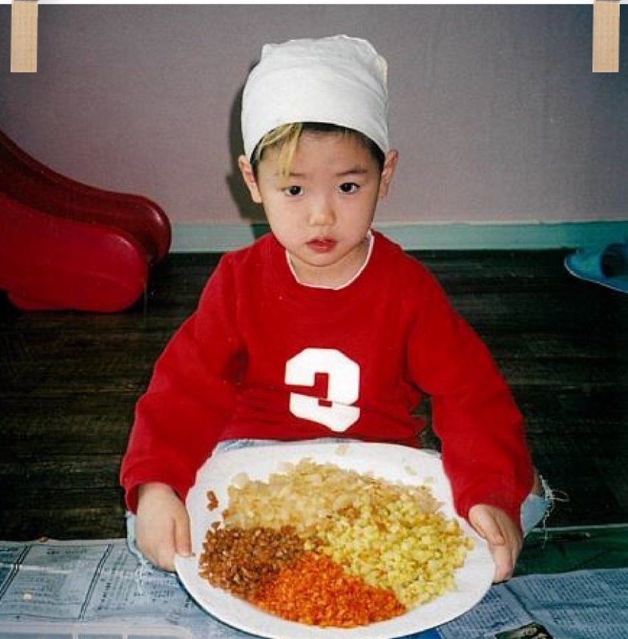 aaaab0101's tweet photo. 미니야태어나줘서고마워사랑해
#경축_민희왕자님_탄신일
#HappyPrinceMinheeDay https://t.co/B6aMsHtspd