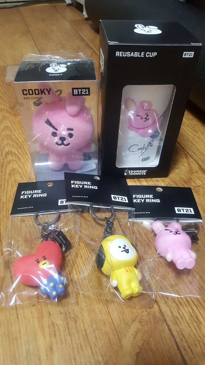 buy_transaction's tweet photo. 방탄굿즈양도합다💕
#오늘굿즈 #럽셀콘굿즈 #머스터굿즈 #윙파콘굿즈 #btsbvb #이미지피켓 #프포 #아크릴시계 #포스터 #인화사진 #bts굿즈 #bt21굿즈 #렌티큘러키링 #럽셀콘포카 #오늘엽서 #정국피켓 #태형피켓 #태형프포 #윤기프포 #오늘인화사진 #방탄소년단굿즈 #bts굿즈 #btsgoods #럽셀포스터 https://t.co/FbNkxHlS6V