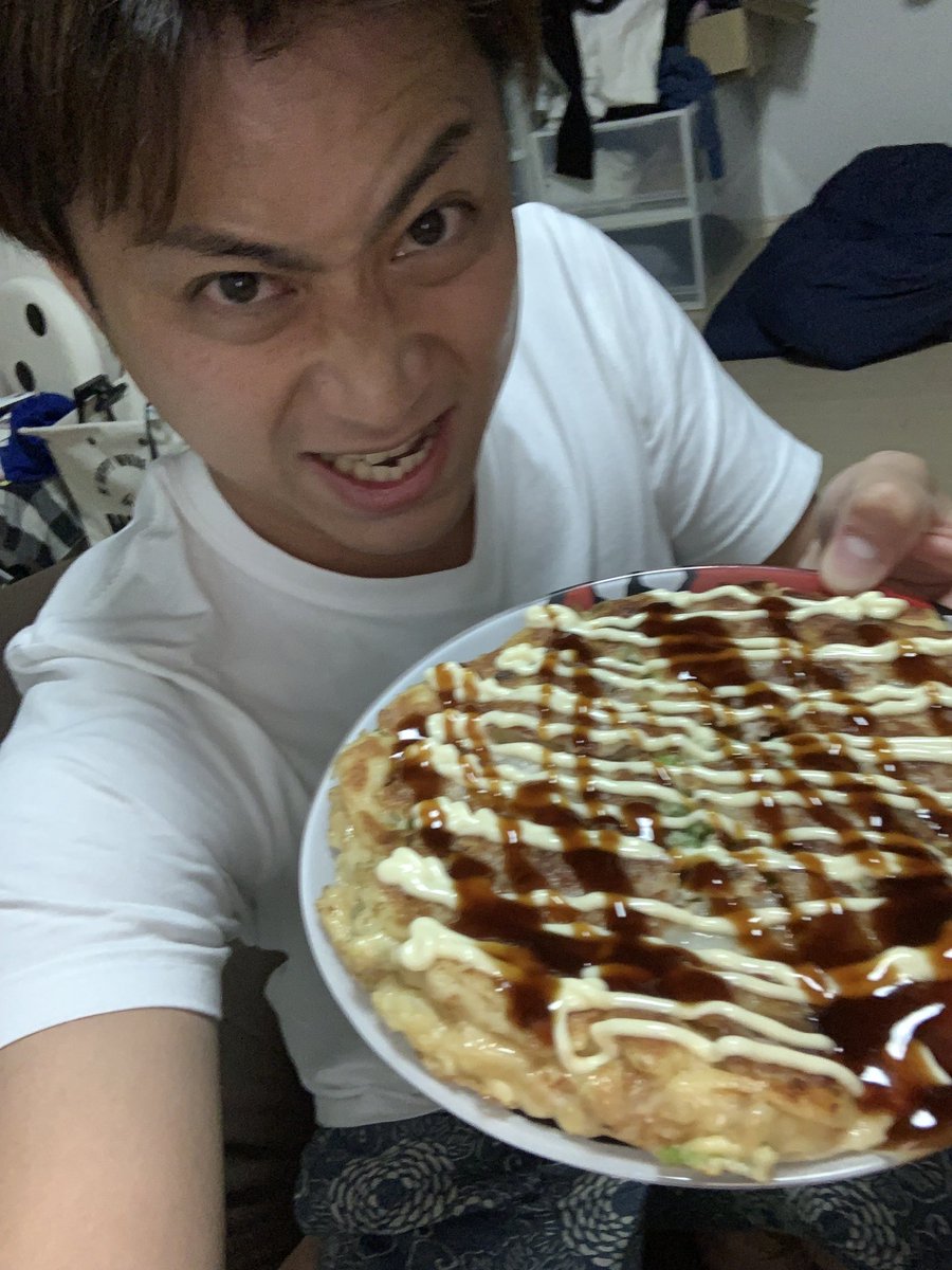 ヘンダーソン 9 16今日の子安 別に料理にはまったわけでもなんでもないけど 今日はちょっとねぎ焼きを作ってみました 別に上手じゃないやつの料理の写真なんて面白くもなんともないのはわかってる けど見て欲しいねん 誰も見てくれへんさかい 焼く前 ヘンダーソン 9 16今日の子安 別に料理にはまったわけでもなんでもないけど 今日はちょっとねぎ焼きを作ってみました 別に上手じゃないやつの料理の写真なんて面白くもなんともないのはわかってる けど見て欲しいねん 誰も見てくれへんさかい 焼く前