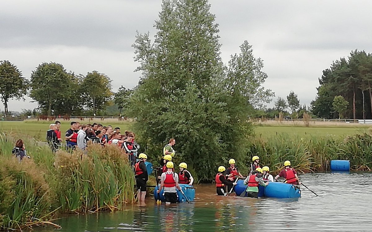 UoWSDC_SBM's tweet photo. Not many successful floats built this afternoon @uwlakeside BUT lots of laughter and swimming instead!! https://t.co/nauMVj4f6K