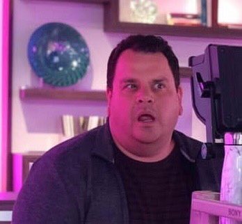 MERCI encore pour le Gémeau d’hier pour mon animation des Olivier l’année passée avec Pierre Hébert! 🙏🏼 Mais j'comprend vraiment pas pourquoi je n'ai pas gagné dans la catégorie "Interprétation du visage ayant le plus illustré devant un burger Beyond Meat" 🍔🤷‍♂