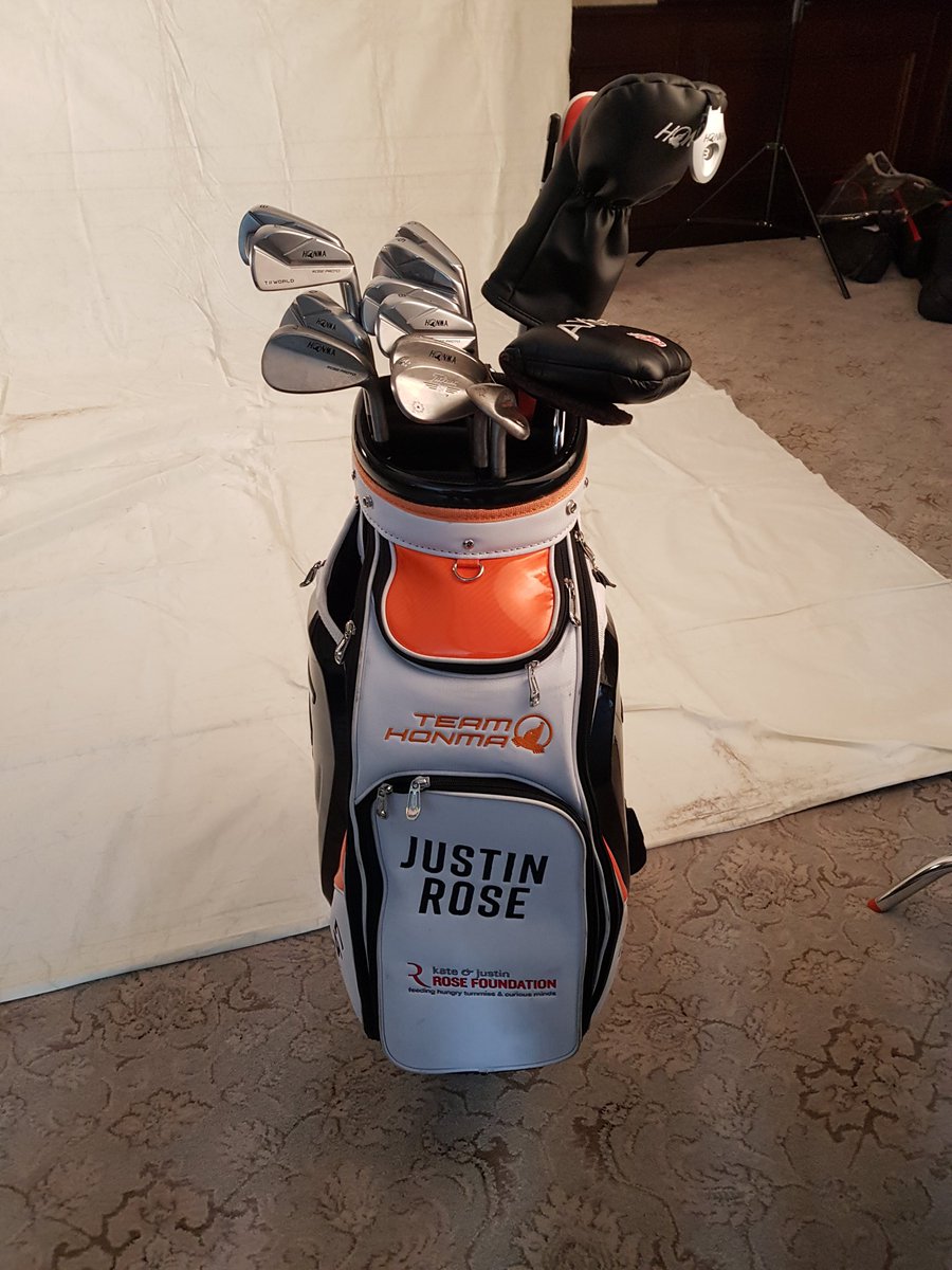 GolfMonthly's tweet image. Thanks @JustinRose99 for your time this afternoon @FoxhillsSurrey. Some great content coming soon! @honmagolfEU