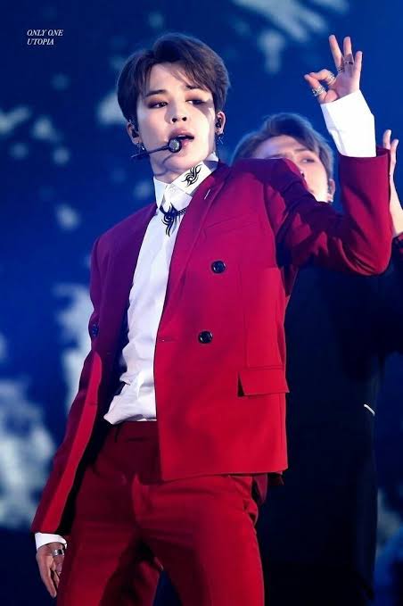 MoudjarG's tweet photo. 😵😵😵🤤🤤🤤🤤
In love with him💜💜💜💜 https://t.co/V6TK1i2z5M