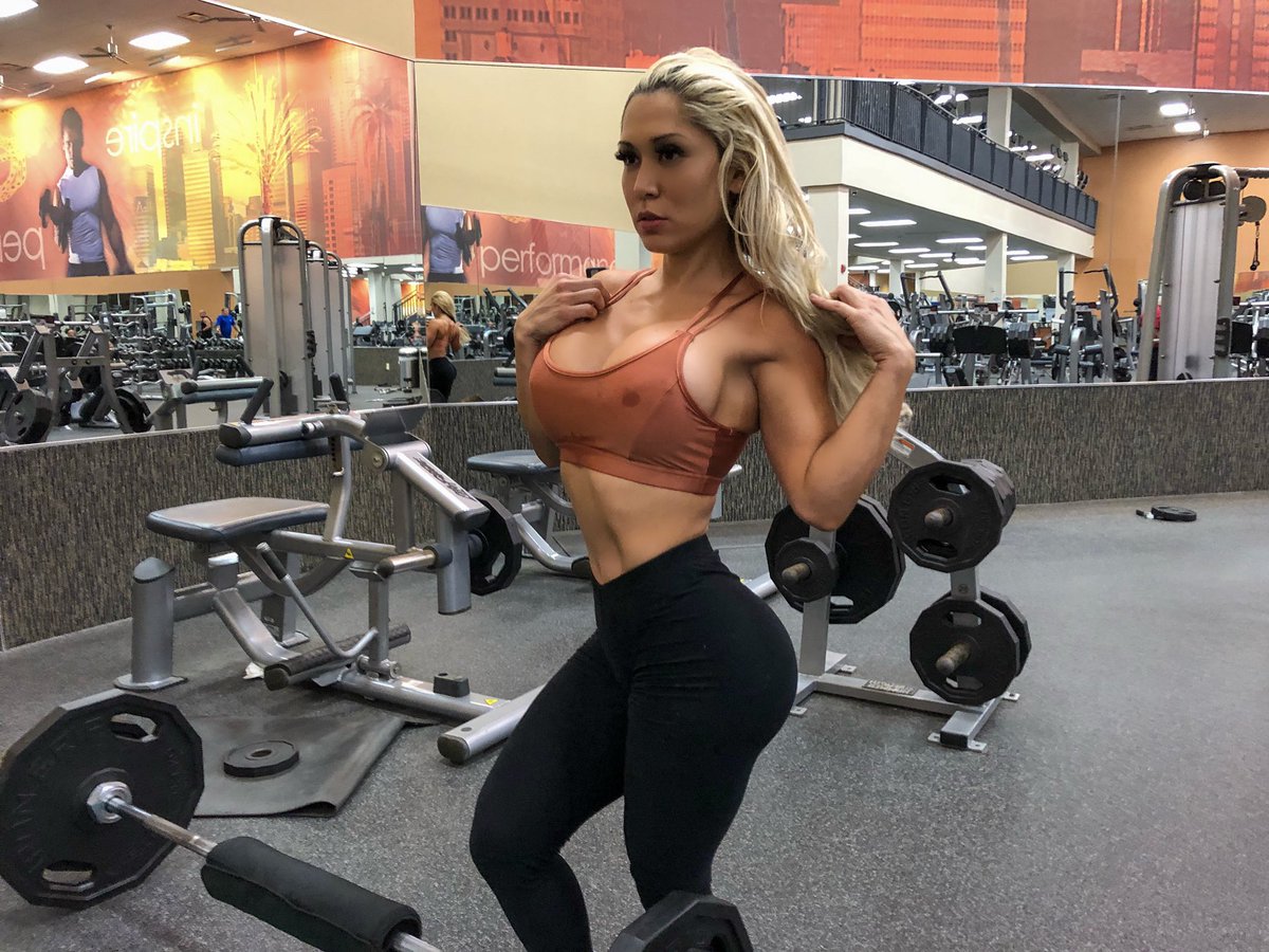 MarlentPage's tweet photo. Iβm gonna do this till Iβm dead π perfecting my hustle π₯πͺπΌπ#strongerbytheday #aesthetics #bootygains #bootyflex #bodybuilding #bodybuildinglife #gymlife #grindforit #letsgetit #everydayisgrindday #outworkme #onanotherlevel #gymmade https://t.co/NxfEaSODaJ