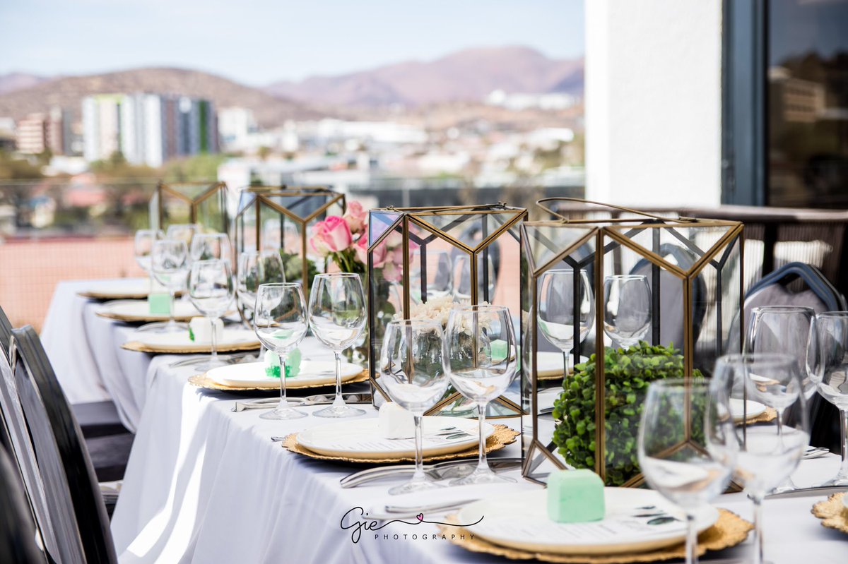 BrownParties's tweet photo. What a Set up!!🍃🌿Greenery baby shower #brownsugarparties #windhoek https://t.co/VQtdAKWZsD